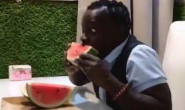 小歪吃瓜比赛视频,一场视觉与味觉的双重盛宴