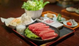 刘大瓜吃驴肉火锅视频,美味与刺激并存！