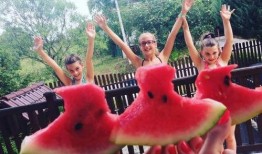 吃瓜群众儿童视频,吃瓜群众儿童视频集锦