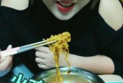 天堂吃瓜反差视频,反差萌视频走红网络