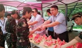 南京业主群视频吃瓜事件,一场吃瓜引发的社区热议