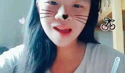 小孩吃瓜换脸视频大全,瓜果乐园里的奇幻变脸秀