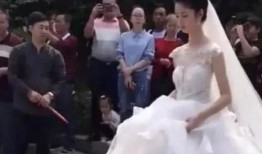 新娘全程吃瓜视频播放,揭秘新娘婚礼现场幕后趣事
