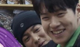 恋情吃瓜视频,甜蜜瞬间！恋情吃瓜视频揭秘明星甜蜜日常