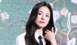 韩娱吃瓜李智恩视频大全,笑料百出，精彩纷呈