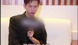 李现吃哈密瓜视频,李现甜蜜演绎哈密瓜美食时光