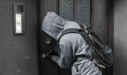 卖吃瓜视频几块钱构不构成犯罪,法律边界何在？