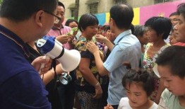 过年欢迎吃瓜群众围观视频