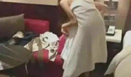 吃瓜女的喝醉视频播放,吃瓜女直播视频引发全网热议